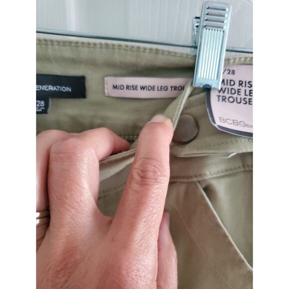 NWT BCBG Generation Trouser Wide-Leg Pants Womens 7/28 Kahki/Green/Tan - Picture 4 of 10
